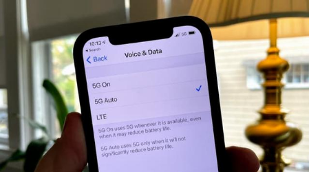磁县苹果手机维修分享iPhone 12如何打开或关闭5G网络 